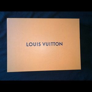 Louis Vuitton Accessories - Louis Vuitton silk scarf Louis Vuitton Accessories - Louis Vuitton silk scarf